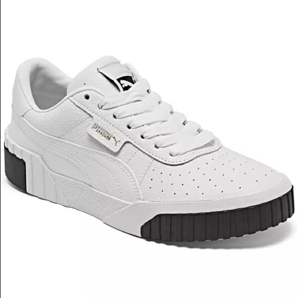Puma shoes size 6.5 - Picture 2 of 2